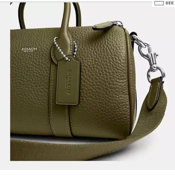 Coach Compass 25 in olive. Like new. Rare color.  No longer available. - Picture 14 of 16
